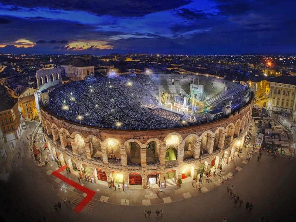 Vérone arènes