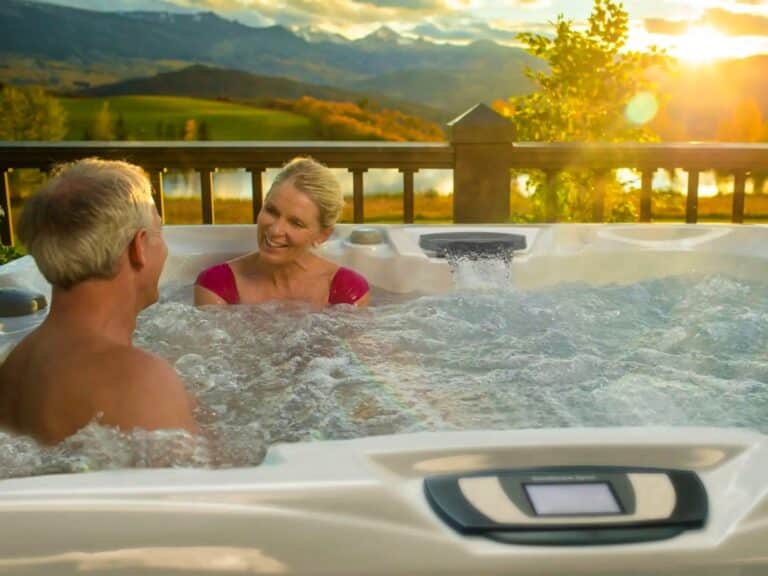 Senior jacuzzi