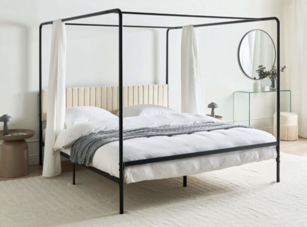 Lit baldaquin tuyaux style industriel noir