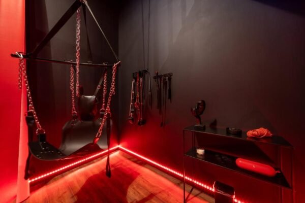 Loveroom chez Luxuria