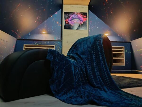 Love Room avec Jacuzzi Privatif Loft Sensation