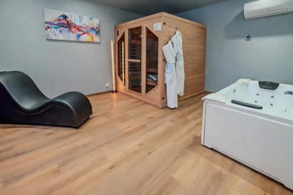 Suite Deluxe Tulip Inn