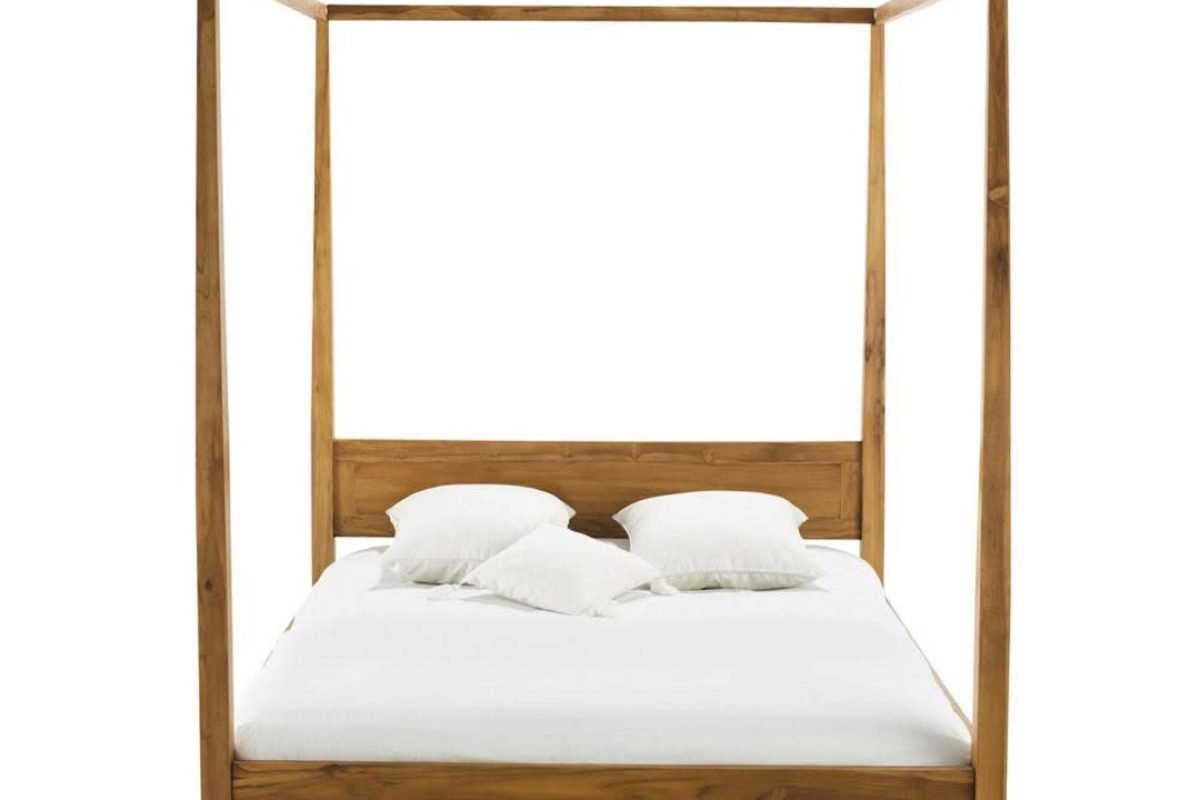 Lit-baldaquin-bois-acacia.jpg
